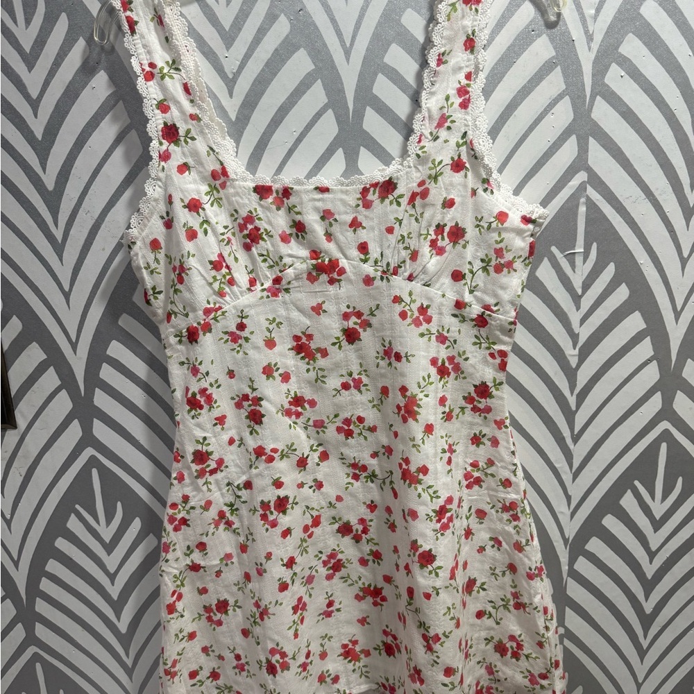 Princess Polly White Fabric and Accessories Set - Picture 3 of 8
